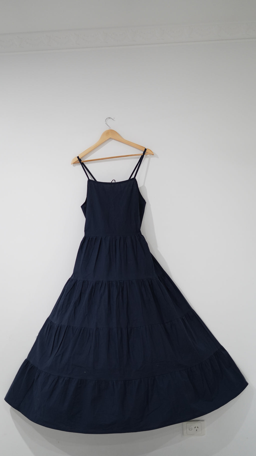 Avira Noir Maxi Dress